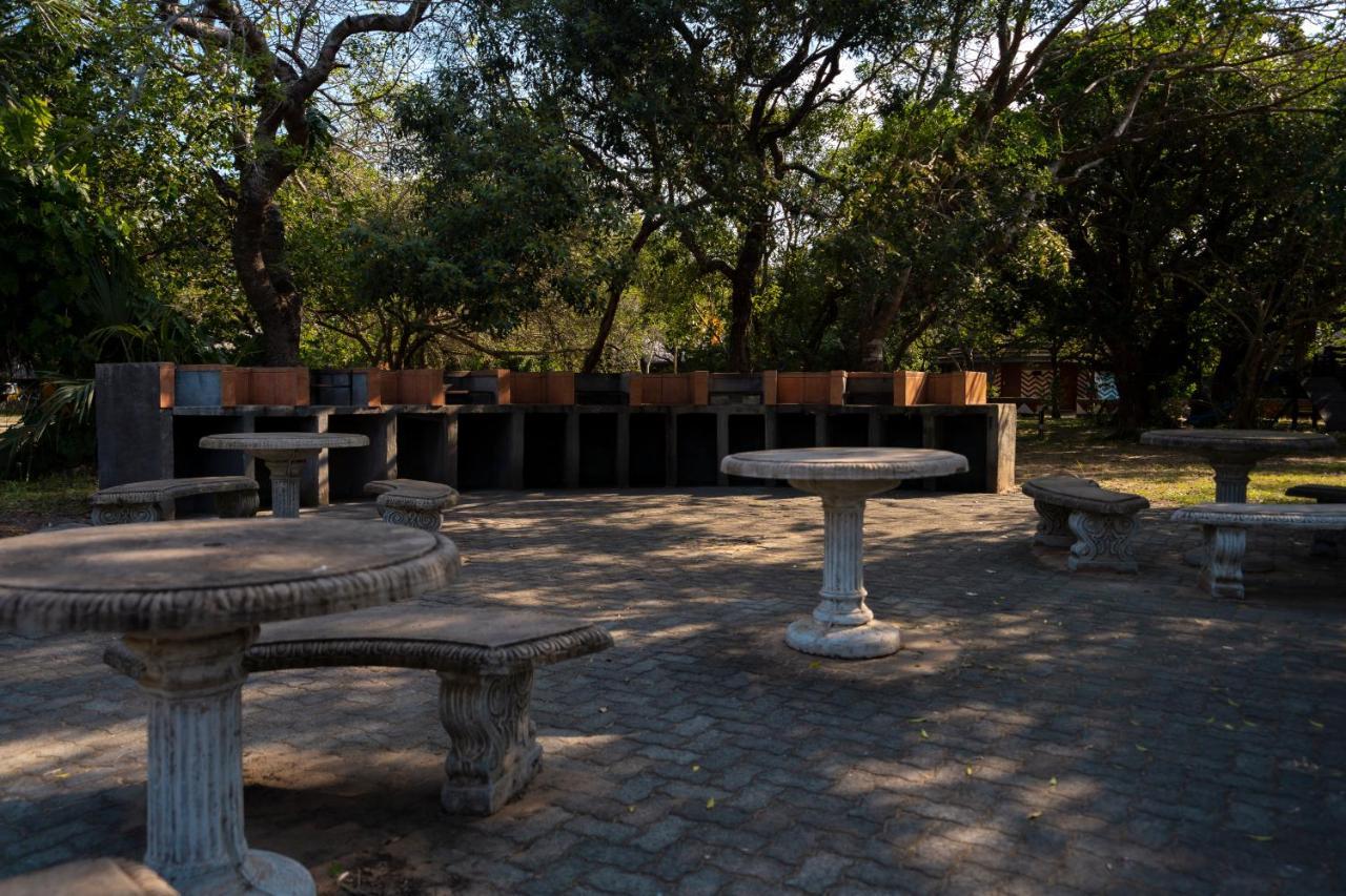 Gooderson Dumazulu Lodge Hluhluwe Exteriör bild