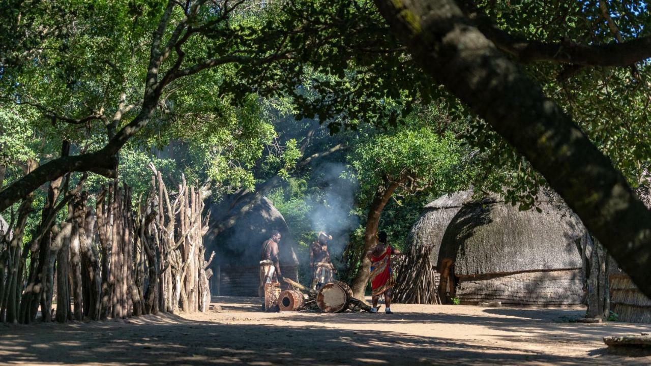 Gooderson Dumazulu Lodge Hluhluwe Exteriör bild